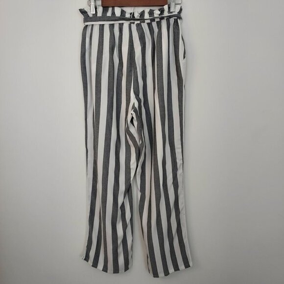 American Eagles Outfitters Hi Rise Paperbag Waist Pants NWT - Picture 5 of 8